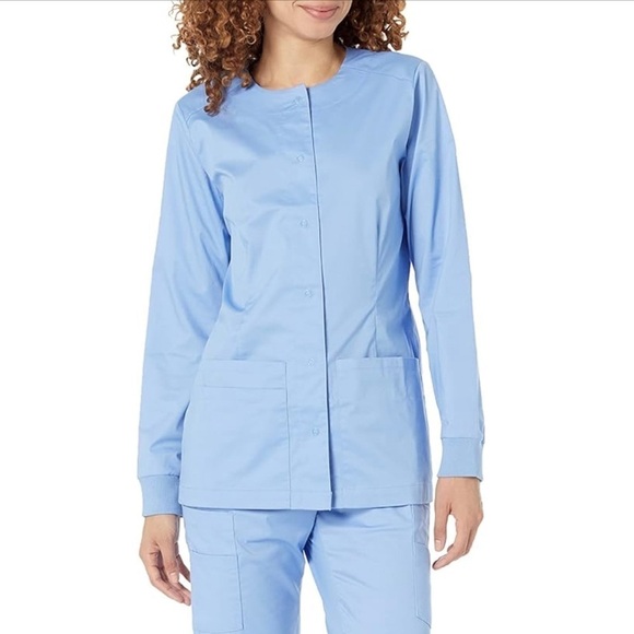 NWT Amazon Essentials Women's Scrub Snap Jacket - Picture 4 of 4